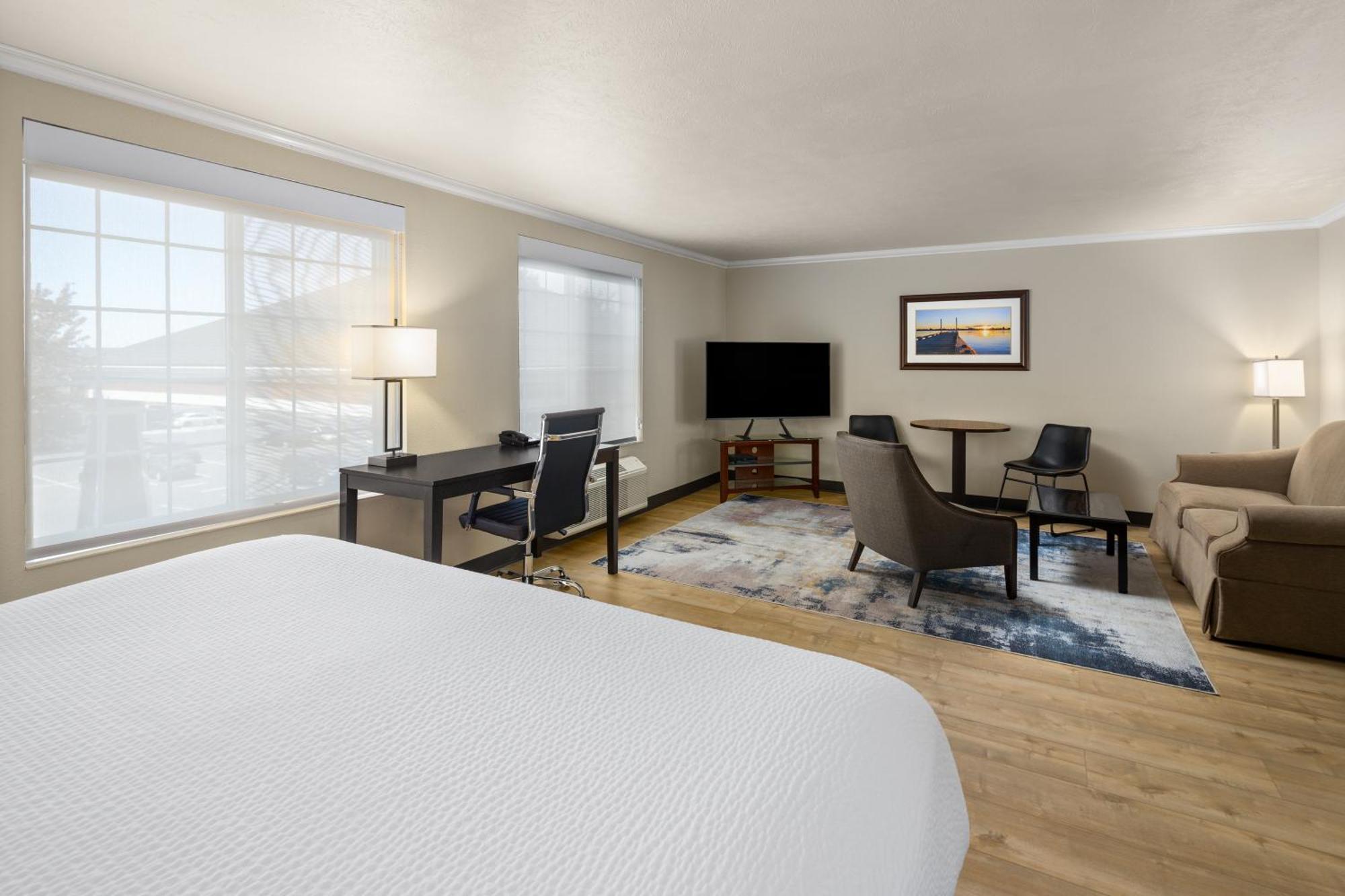 Ramada By Wyndham מוזס לייק מראה חיצוני תמונה